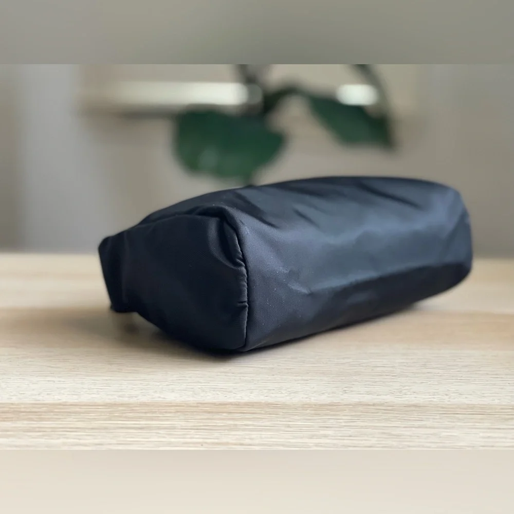 Authentic Prada Black Nylon Pochette crossbody bagl - Picture 2 of 9